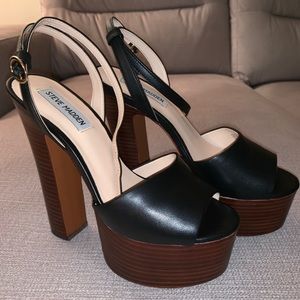 Steve Madden Youthful Sandals